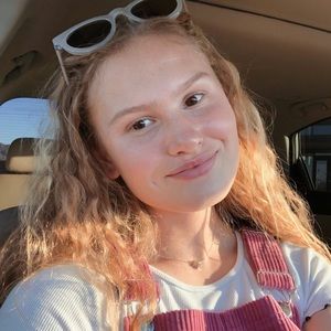 Meet your Posher, Mackenzie